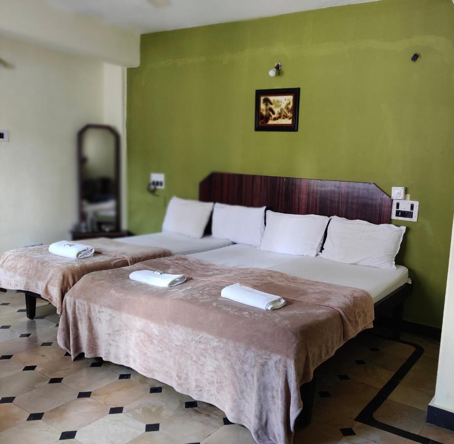 Hotel Caveri Comfort Inn Madikeri Eksteriør billede