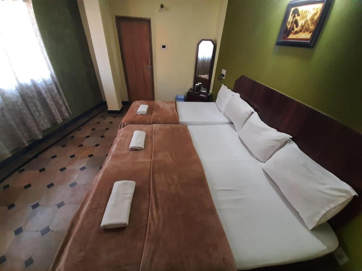 Hotel Caveri Comfort Inn Madikeri Eksteriør billede
