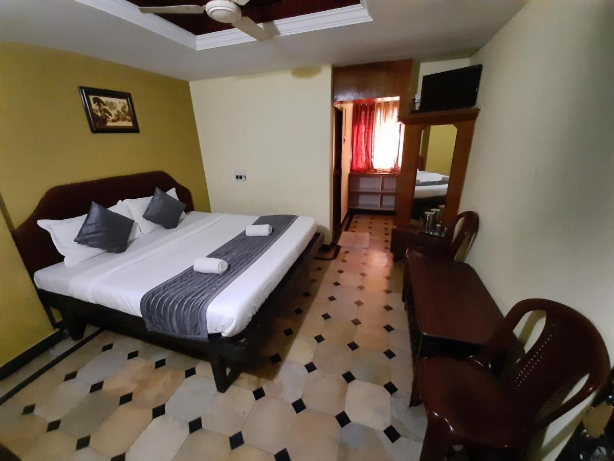 Hotel Caveri Comfort Inn Madikeri Eksteriør billede