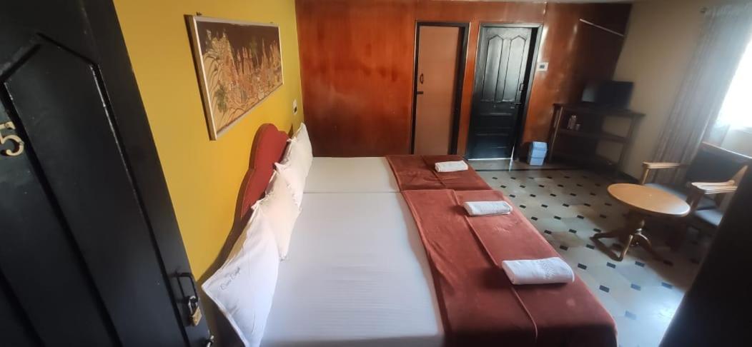 Hotel Caveri Comfort Inn Madikeri Eksteriør billede